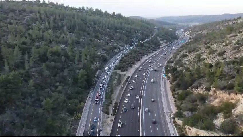 השיירה בדרכה לירושלים