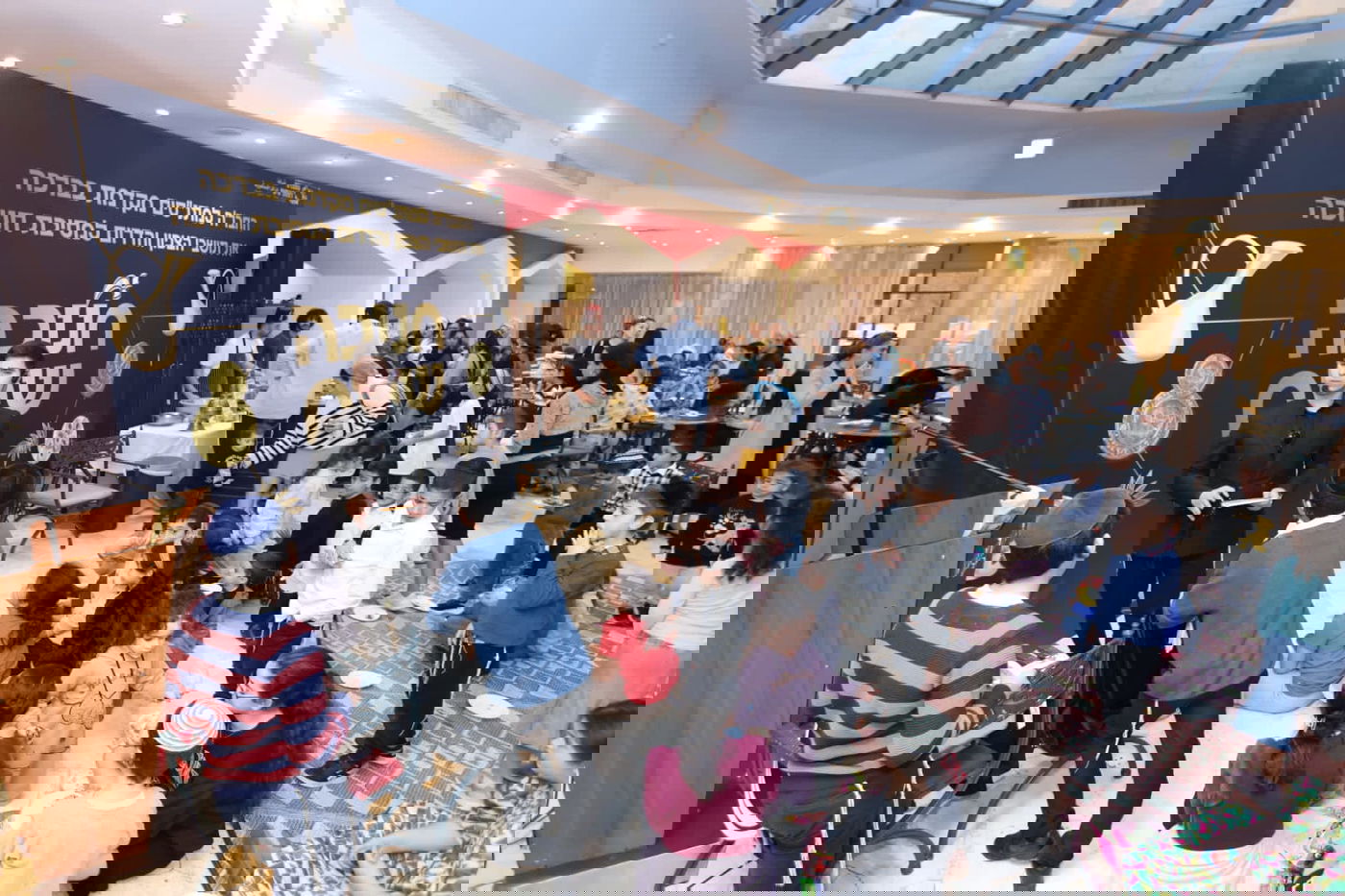 אירועי חנוכה למשפחות מפונים מהדרום והצפון