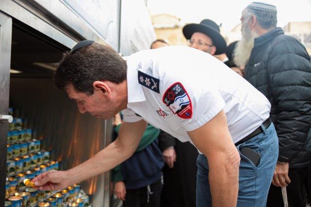 אירוע מרגש בכותל לזכר קדושי מד"א שנרצחו במלחמה