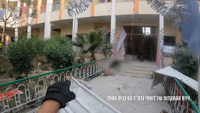 תיעוד מלב הקרב: הלוחמים מחסלים חולייה בתוך בית הספר