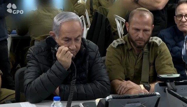בשיחה עם המח"ט