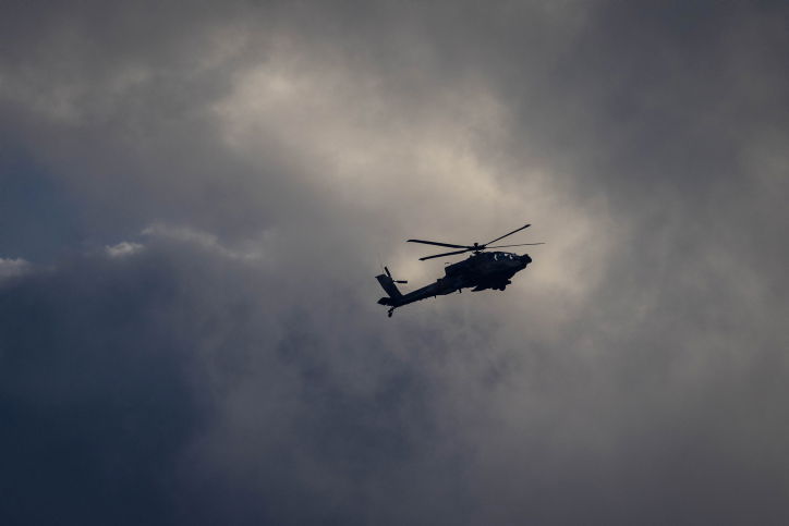 מסוק קרב בדרכו לעזה, אמש