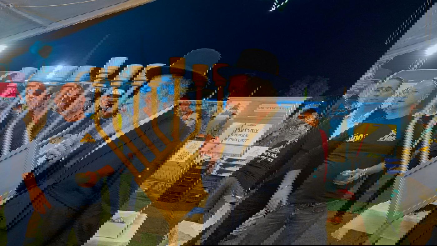 זופניק בכיכר • כל התמונות, הנייעס והחשיפות של השבוע