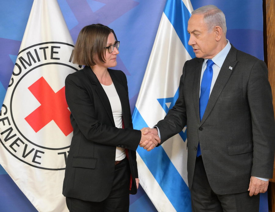 נתניהו ונשיאת הצלב האדום