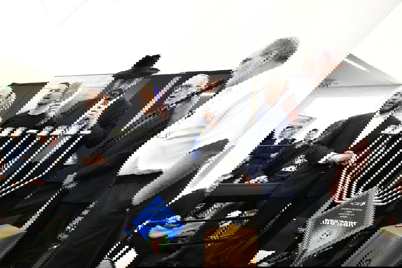 זופניק בכיכר • כל התמונות, הנייעס והחשיפות של השבוע