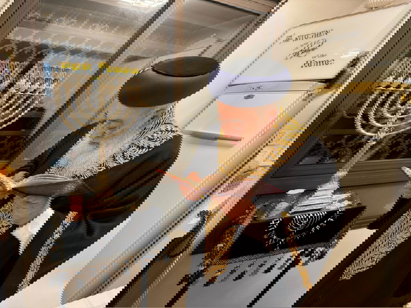 תיעוד: הראשל"צ הגר"ש עמאר בהדלקת נר שביעי של חנוכה