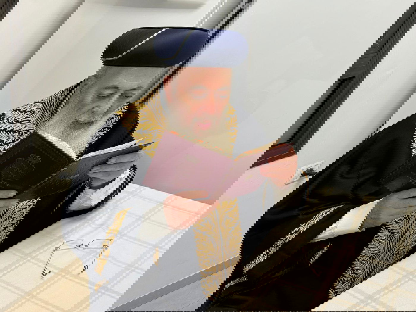 תיעוד: הראשל"צ הגר"ש עמאר בהדלקת נר שביעי של חנוכה