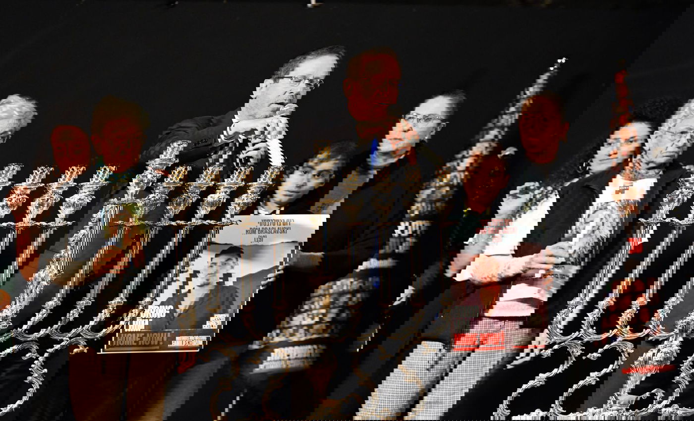 הרצוג בכיכר החטופים: "בסוף גם מהלכים צבאיים יביאו אותם"