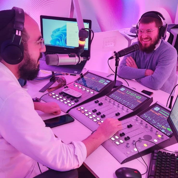 זופניק בכיכר • כל התמונות, הנייעס והחשיפות של השבוע