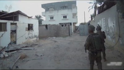 על הריסות אחד מבתי סינוואר; תיעוד דרמטי מקסדת הלוחם