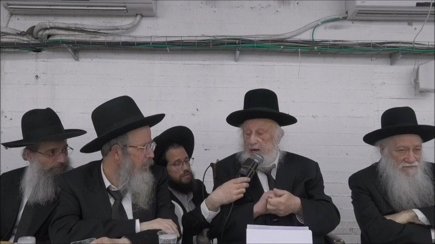 הנאום הנרגש במסיבת חנוכה