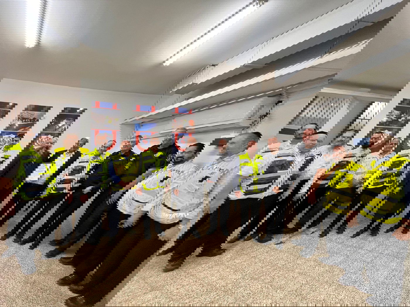 השר לביטחון לאומי ומפקד מחוז ת"א בסיור בבסיס זק"א ת"א