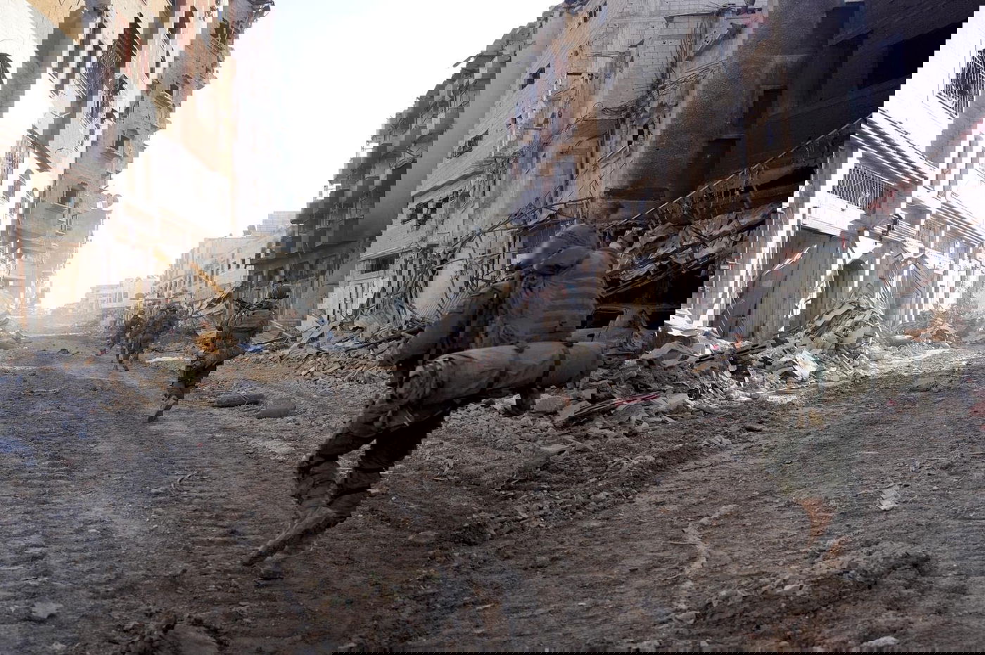 מטען הוטמן במרפאה, מחבלים חוסלו | תיעוד הלחימה ברצועה