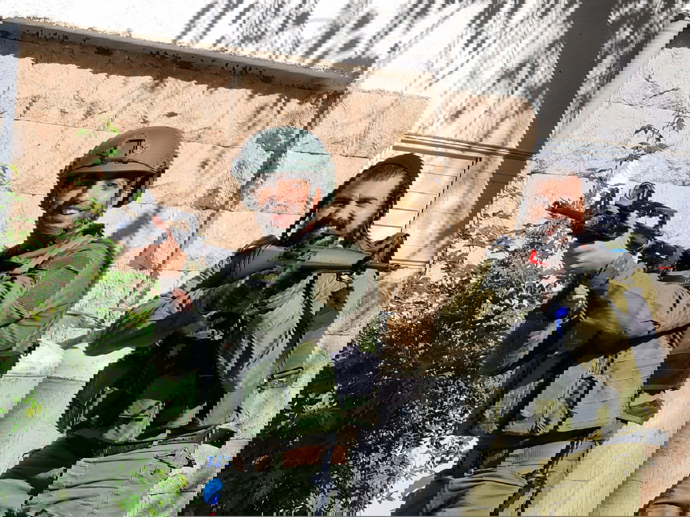 החיילים החרדים בתרגול צבאי ברחבי העיר