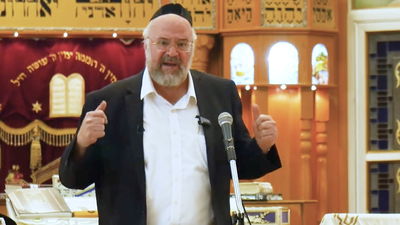 איך ייתכן שצום עשרה בטבת דוחה שבת? המגיד מסביר