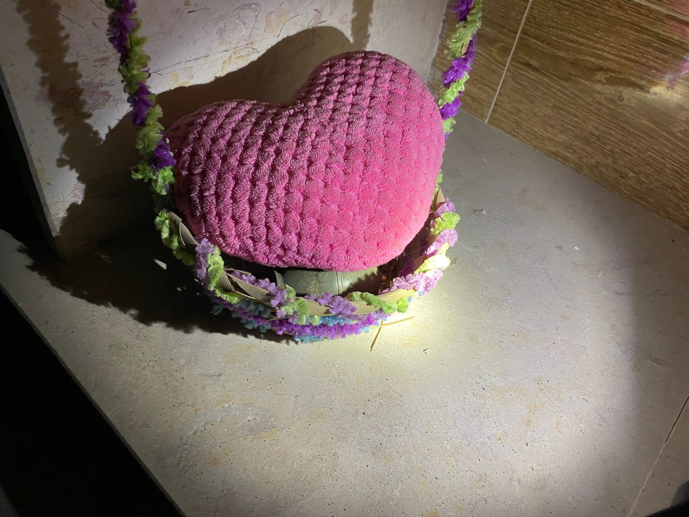 הלוחמים נדהמו: אמצעי לחימה הוסתרו בתוך בובות משחק ומתחת למיטות ילדים