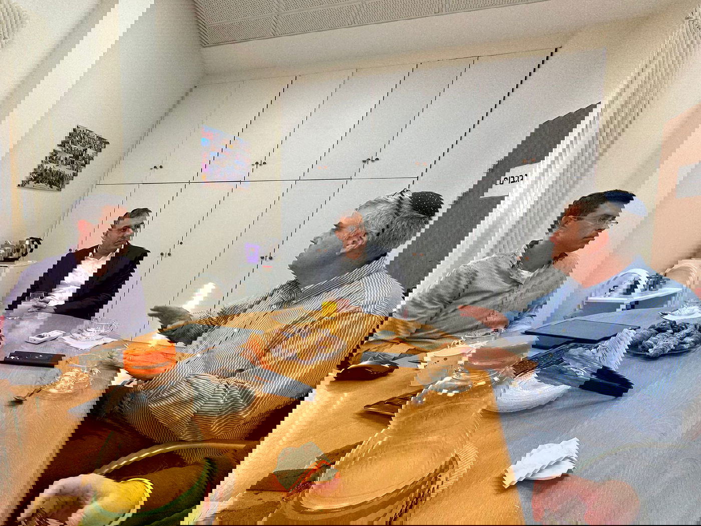 יו"ר ועדת הבריאות בסיור בבתי אבות: "נפעל עד שהקשישים יקבלו את המענה הטוב ביותר"