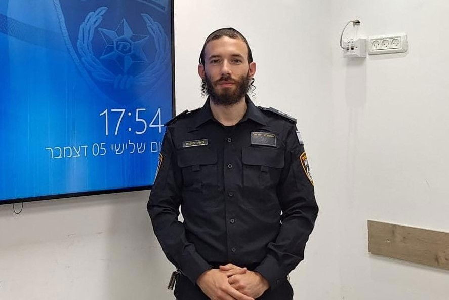 איך זה להיות עובד סוציאלי, חרדי, ראשון - במשטרת ישראל? צוהר לתפקיד הרגיש