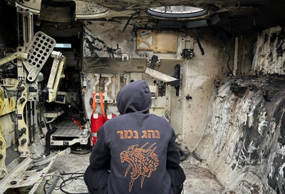 הניצול היחיד מאסון הנמ"ר חזר לכלי החרוך: 'איך אני נשארתי'