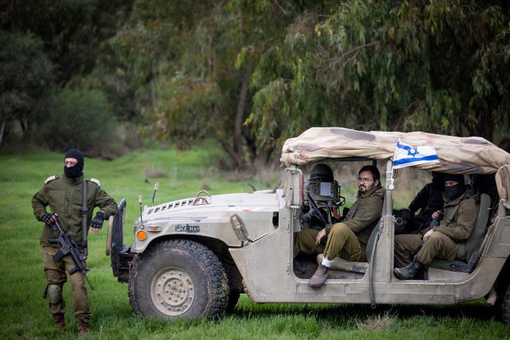 ההפצצות, המסוקים והארטילריה: תיעוד מגבול רצועת עזה