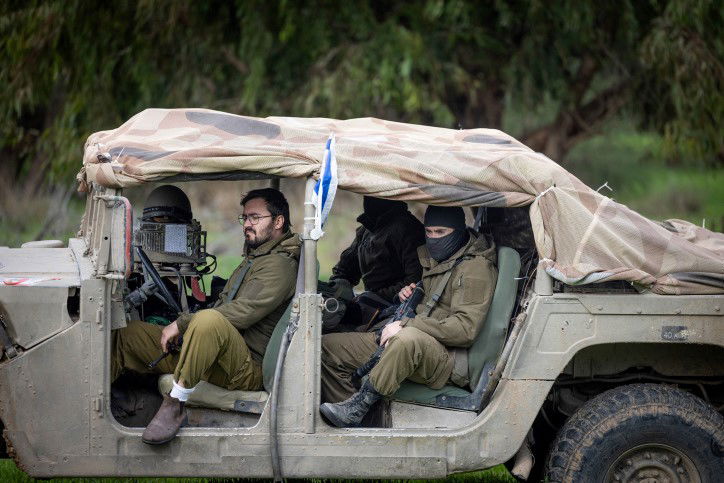 ההפצצות, המסוקים והארטילריה: תיעוד מגבול רצועת עזה