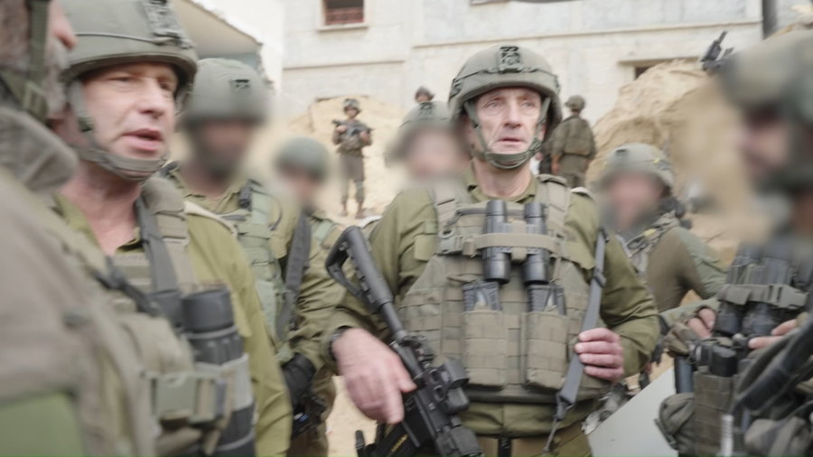 צפו בדברים
