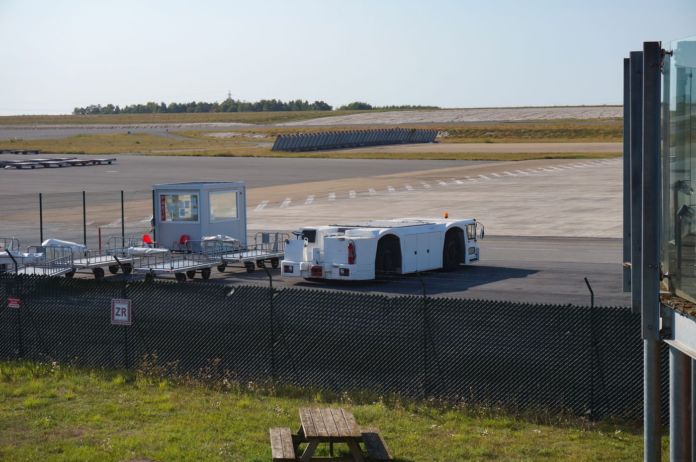 נמל התעופה שהוכנס לעוצר 