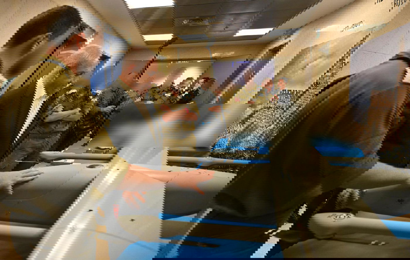 נתניהו במערך 9900