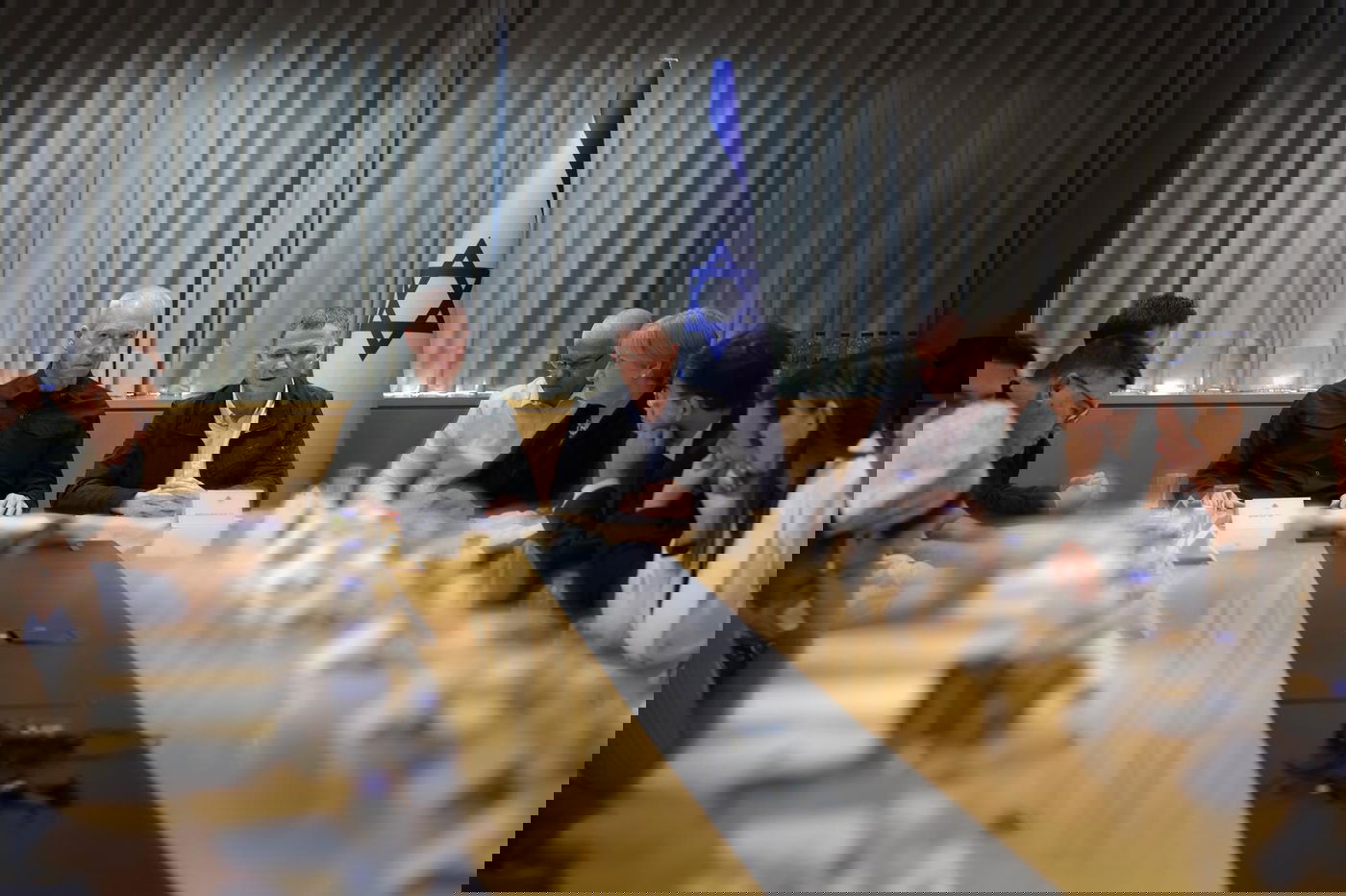 וועדת החוץ והביטחון, הבוקר