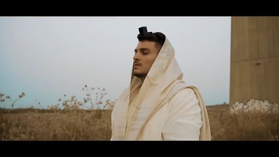 אברהם אצרף בסינגל קליפ חדש: "מחפש לי מילים"