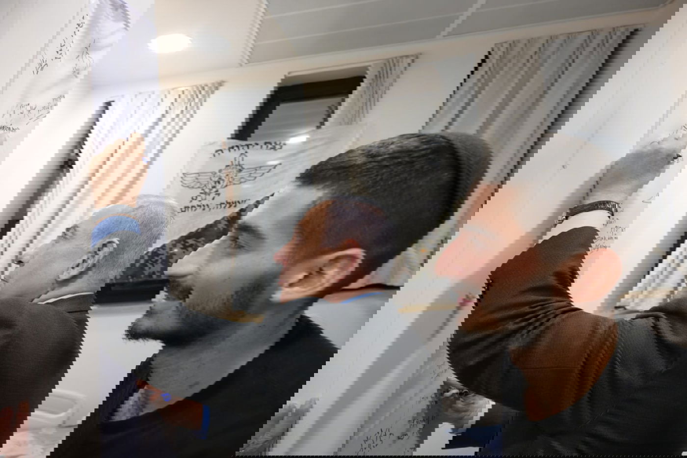 נתניהו וחבר הקונגרס האמריקני ביקרו את הלוחמים פצועי המלחמה | צפו