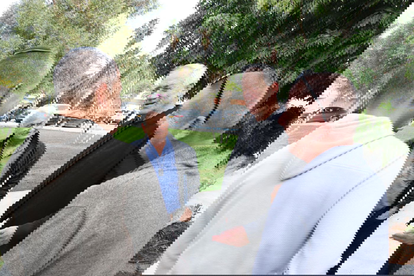 גנץ בדרום: "מי שלא יכנע יקבר בסוף, מוכנים לשלב הבא" 