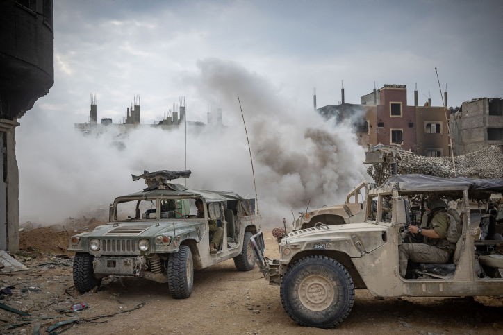 הצלם הצטרף לכוחות המתמרנים בצפון רצועת עזה - ותיעד