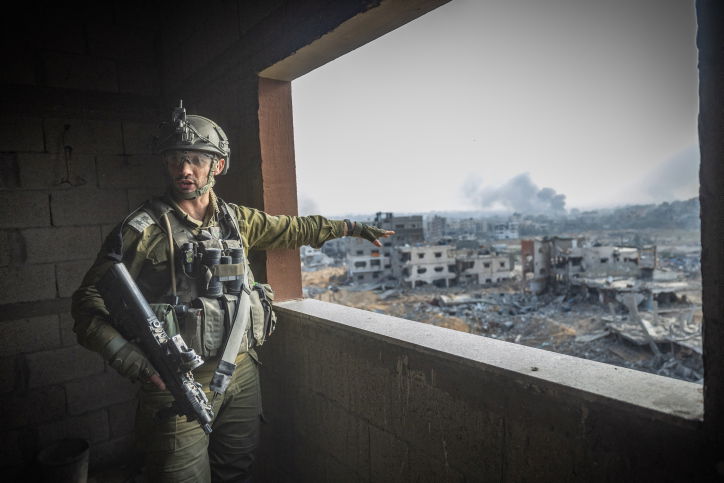 הצלם הצטרף לכוחות המתמרנים בצפון רצועת עזה - ותיעד