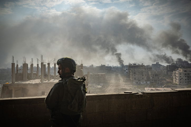 הצלם הצטרף לכוחות המתמרנים בצפון רצועת עזה - ותיעד