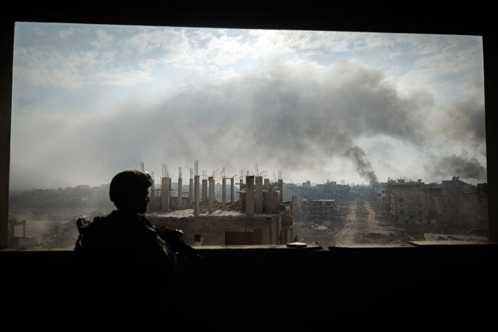 הצלם הצטרף לכוחות המתמרנים בצפון רצועת עזה - ותיעד