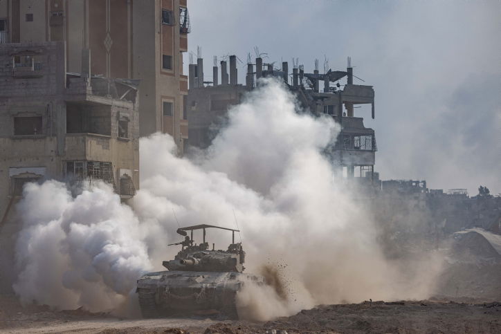 הצלם הצטרף לכוחות המתמרנים בצפון רצועת עזה - ותיעד