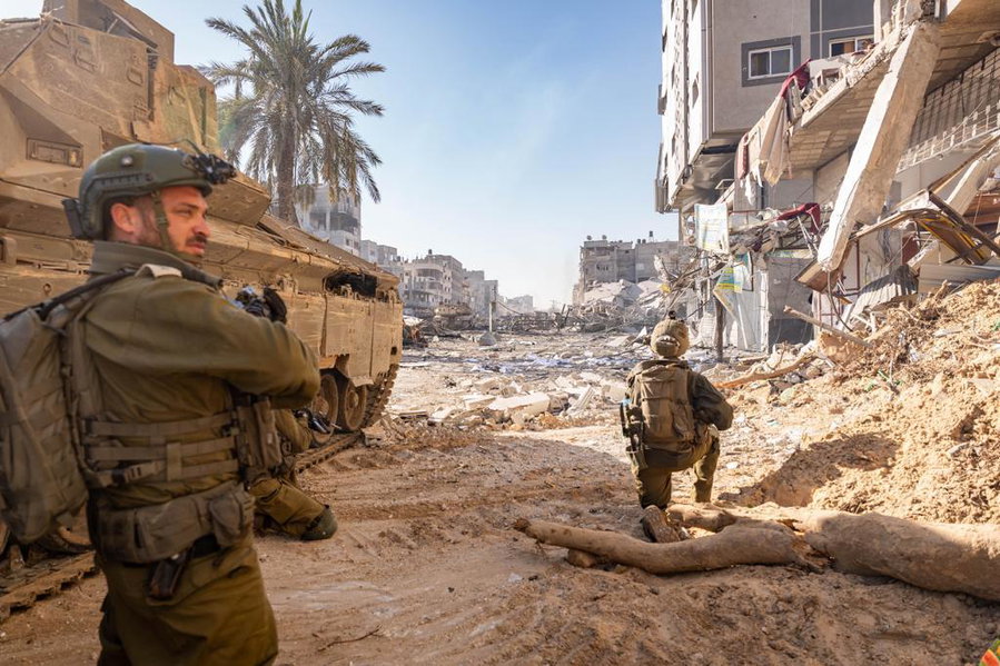 לוחמי צה"ל פשטו על חמ״ל המודיעין הצבאי של חמאס | צפו