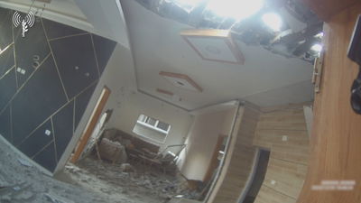 פטריק נטרל את המחבל, טוי הציל את הכוח מפעולה בבית עם מחבלים | תיעוד פעילות יחידת עוקץ בעזה