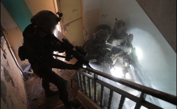 מחבל יוצא מפיר מנהרה עם טיל RPG - ומחוסל 