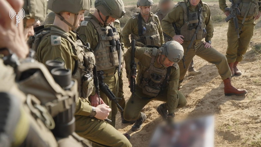 סיור הרמטכ״ל עם מפקד אוגדת עזה בגבול ובתוך הרצועה