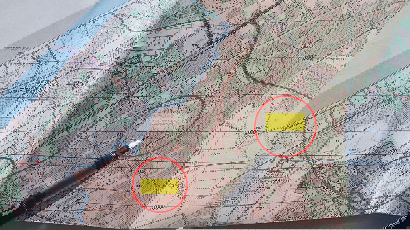 שרידי העיר 'שוקמזיי' ליד 'ח'אן יונס' במפת סימון שבילים של רצועת עזה בהוצאת 'החברה להגנת הטבע' בשיתוף 'המרכז למיפוי ישראל והוועדה לשבילי ישראל'