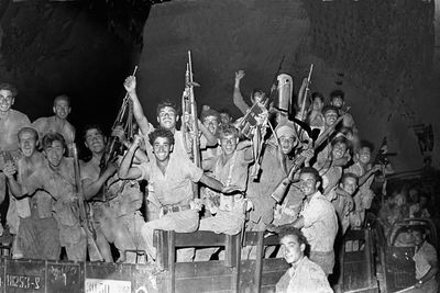 כוח הצנחנים בסיום הפעולה