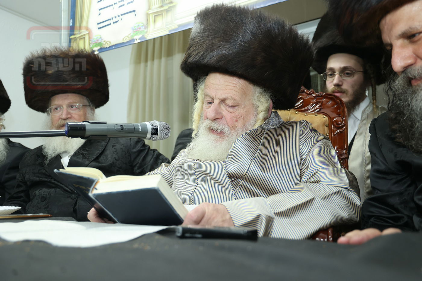 מלווה מלכה וסיום 'תניא' אצל המקובל הגה"צ רבי אביש ציינווירט 