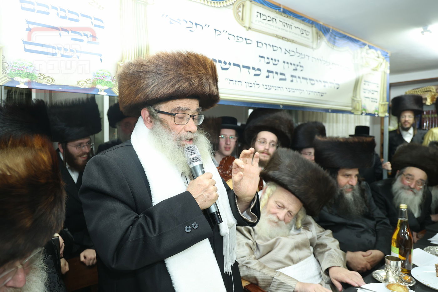 מלווה מלכה וסיום 'תניא' אצל המקובל הגה"צ רבי אביש ציינווירט 