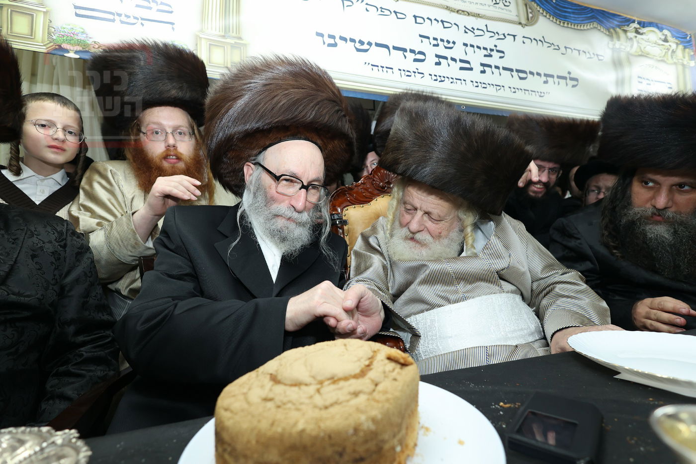 מלווה מלכה וסיום 'תניא' אצל המקובל הגה"צ רבי אביש ציינווירט 