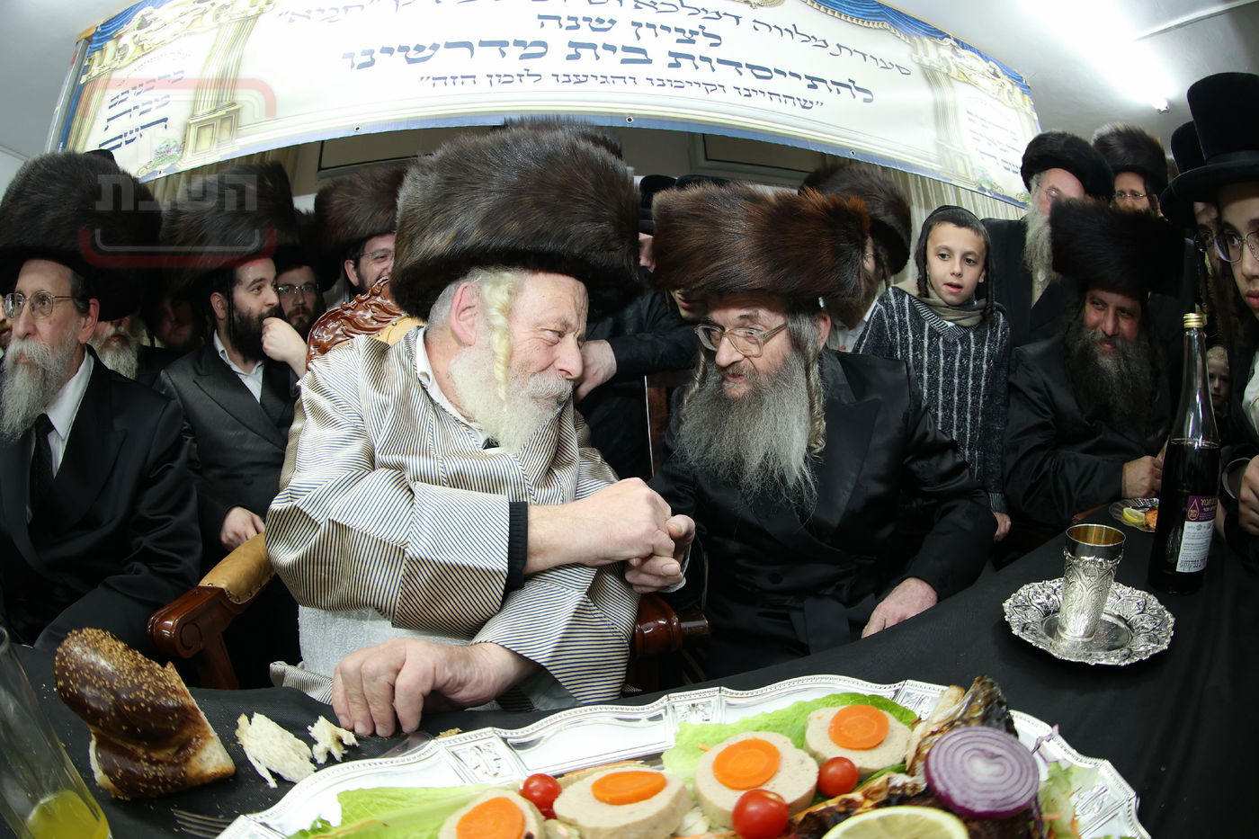 מלווה מלכה וסיום 'תניא' אצל המקובל הגה"צ רבי אביש ציינווירט 