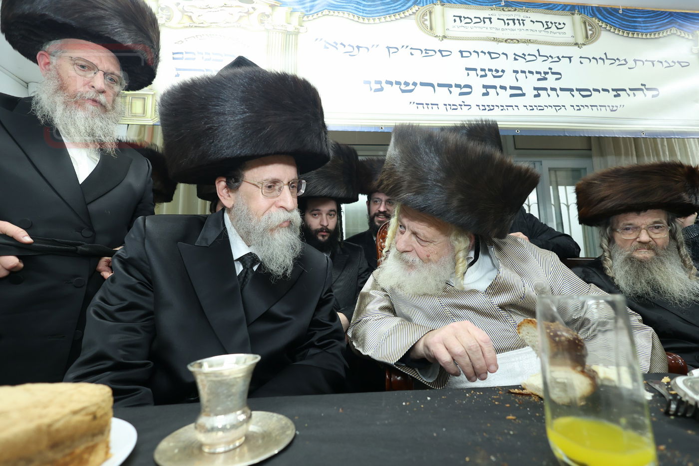 מלווה מלכה וסיום 'תניא' אצל המקובל הגה"צ רבי אביש ציינווירט 