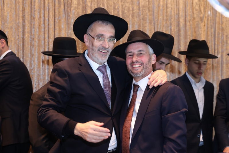 גלריה מרהיבה: כל ה-'מי ומי' בבר המצווה של בנו של השר