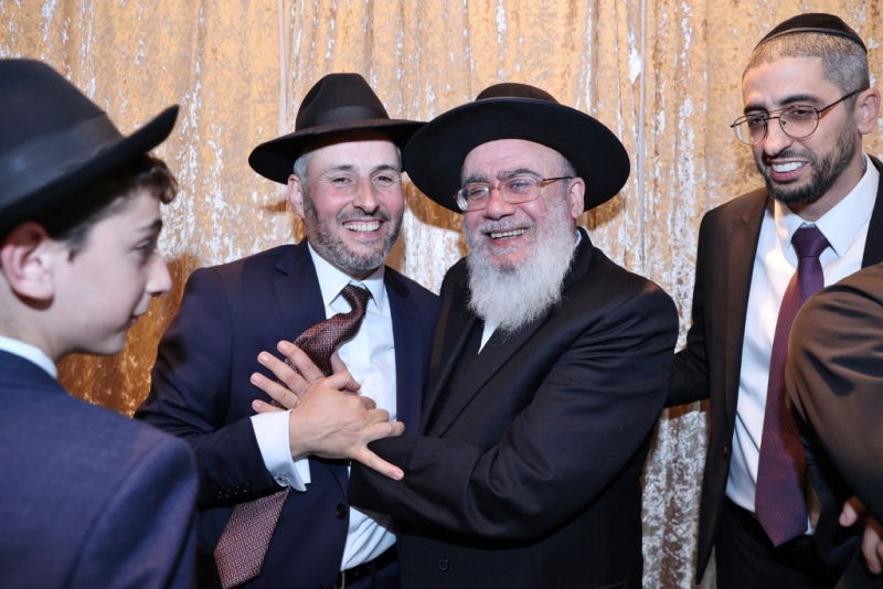 גלריה מרהיבה: כל ה-'מי ומי' בבר המצווה של בנו של השר